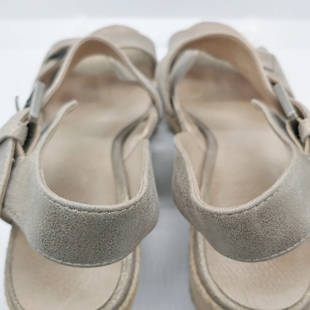 Eileen Fisher Beckon Metallic Suede Espadrille Wedge Sz 7.5 Asymmetrically Strap